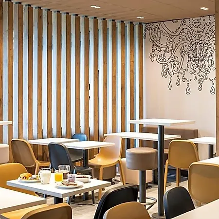 Hotel Ibis Budget Le Bourget 2*