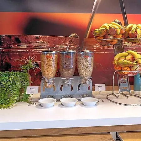 Ibis Budget Le Bourget Hotel