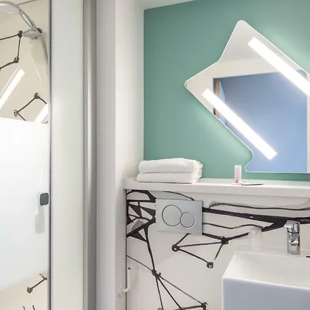Ibis Budget Le Bourget Hotel 2*